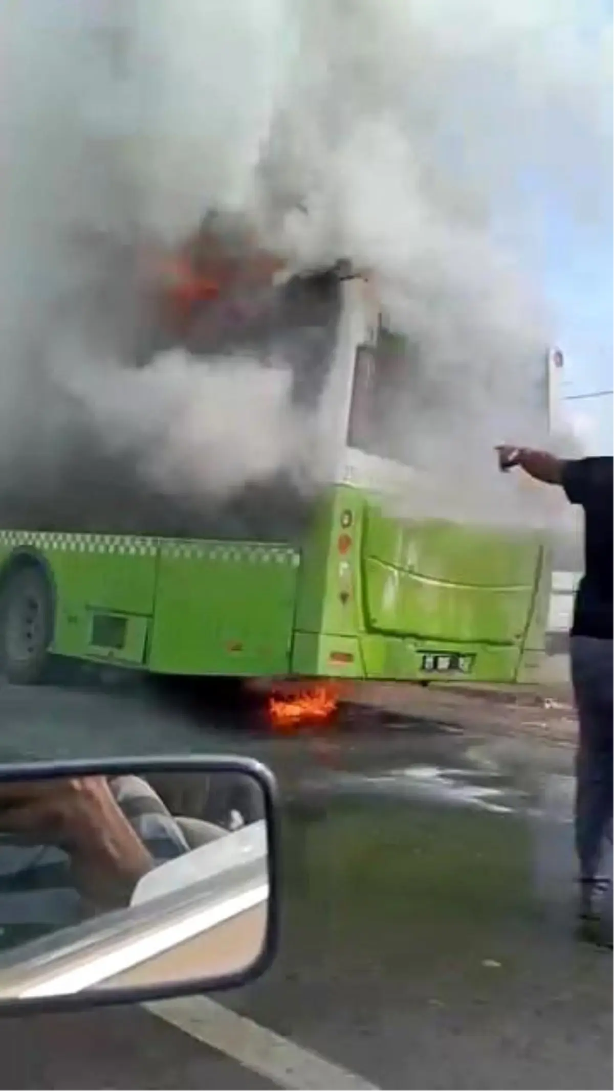 adanada halk otobusu yangin cikardi xzOuCFGT.jpg
