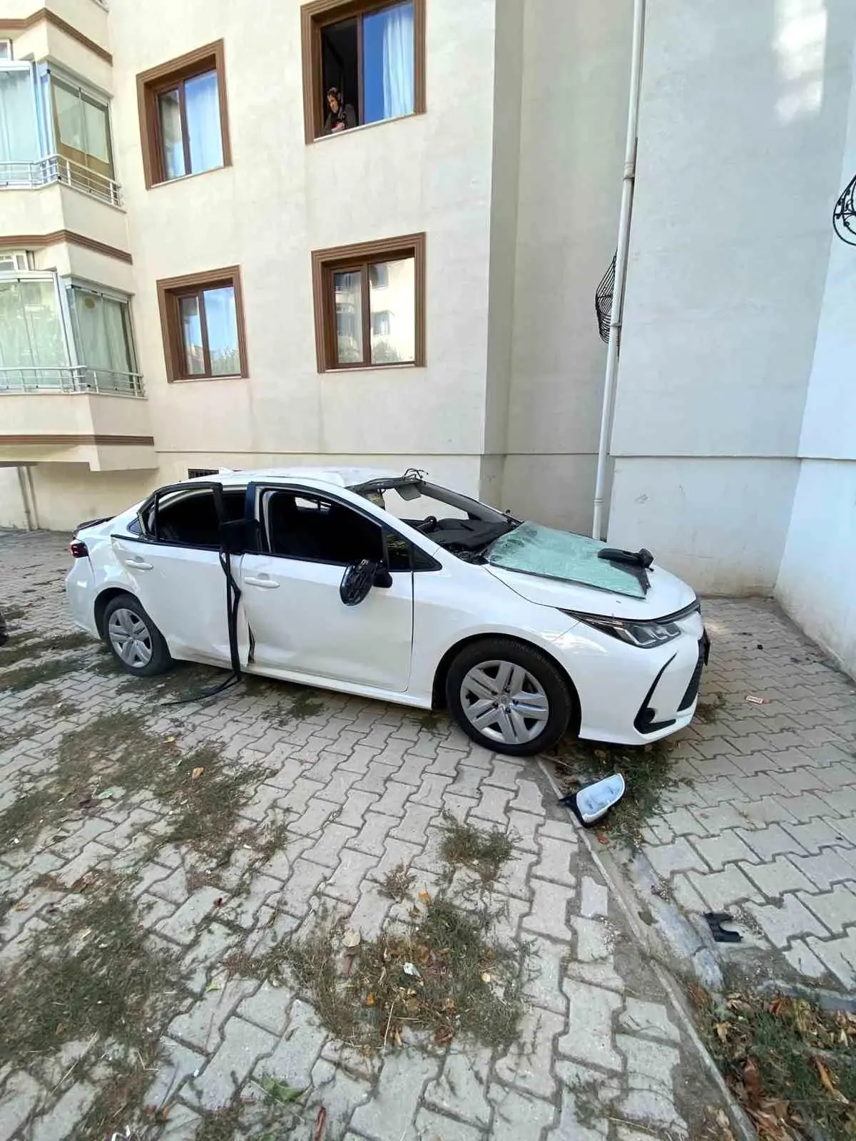 elazigda cakmak gazi tupu patladi 15 yasindaki cocuk yaralandi 4ix4cOAZ