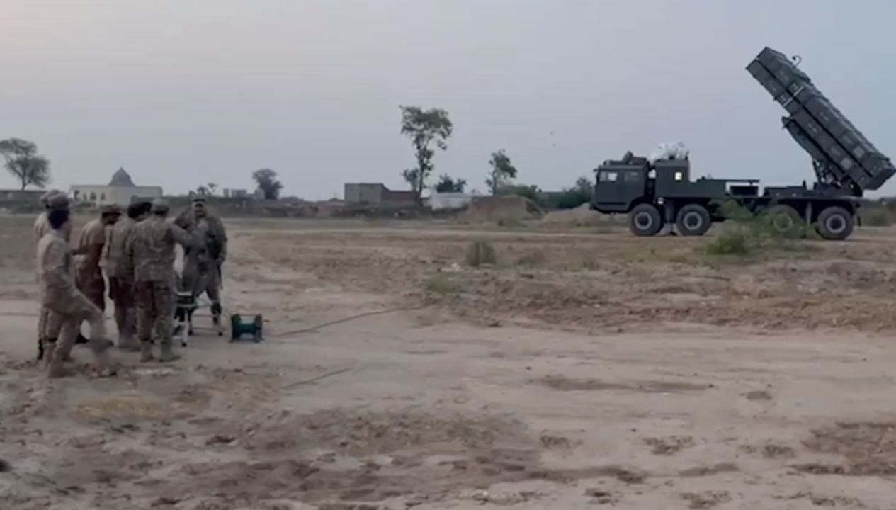 pakistan ve afganistan arasinda 48 saatlik ateskes AMFUenTj.jpg