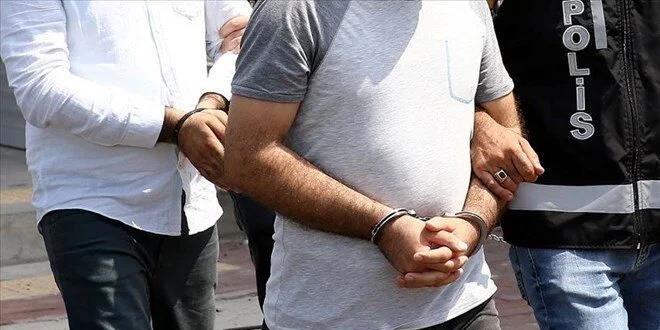 tekneyle kacis plani bozuldu 8i feto sanigi 11 kisi tutuklandi VIX7qAvu.jpg