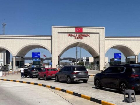 Yunanistana acilan sinir kapilarinda giris ve cikislar durmustu bakanliktan aciklama geldi eDsWRWXK